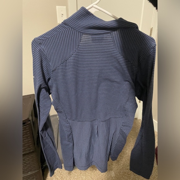 Blue stripped half zip lightweight jacket size medium - Picture 2 of 3